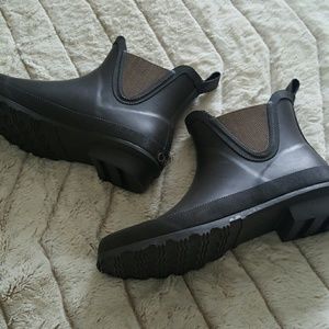 NWOT Brown CHAPS winter/rain boots (8)